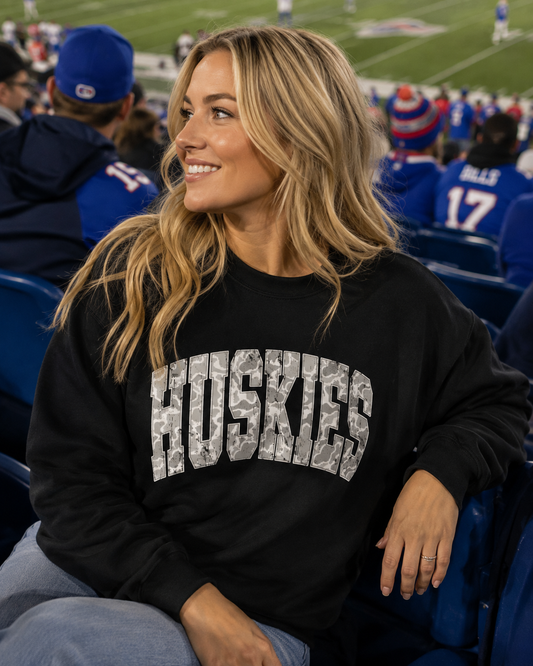 CAMO HUSKIES SWEATSHIRT